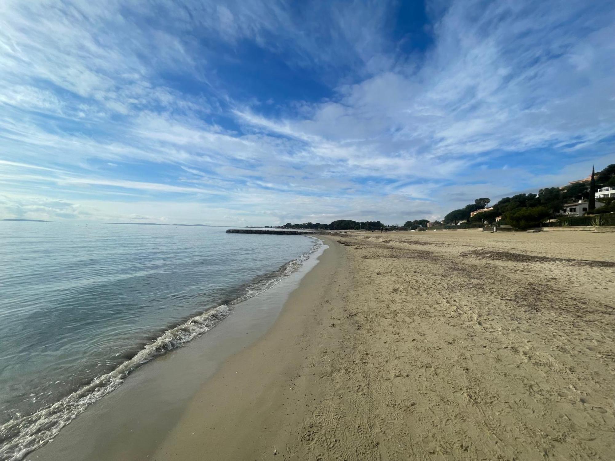 Appartement Plage Piscine Et Tennis Inclus La Londe-les-Maures Dış mekan fotoğraf